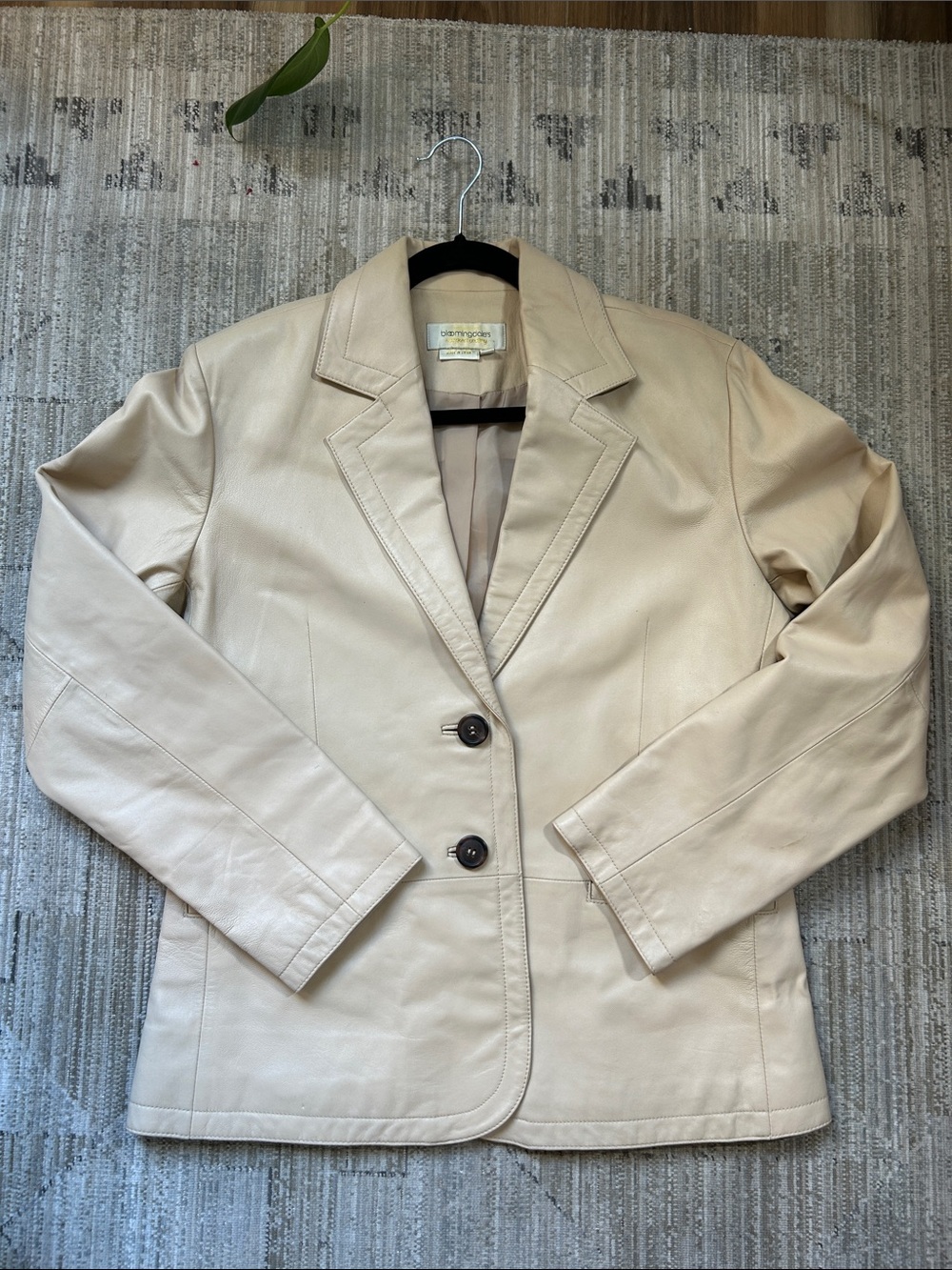 Bloomingdale's Margaret Godfrey Cream Leather Blazer Jacket 12